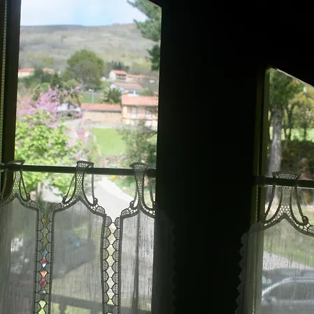 Casa De Robles Cantabria, En El Corazon De Valles Pasiegos
