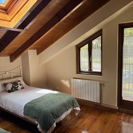 Διαμέρισμα Casa De Robles Cantabria, En El Corazon De Valles Pasiegos *