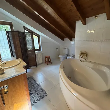 Casa De Robles Cantabria, En El Corazon De Valles Pasiegos Διαμέρισμα