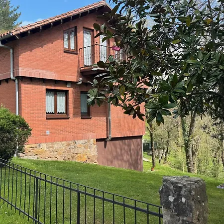 Casa De Robles Cantabria, En El Corazon De Valles Pasiegos *