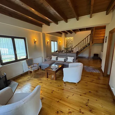 Διαμέρισμα Casa De Robles Cantabria, En El Corazon De Valles Pasiegos *