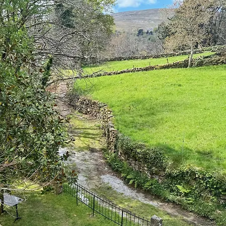 Casa De Robles Cantabria, En El Corazon De Valles Pasiegos Διαμέρισμα