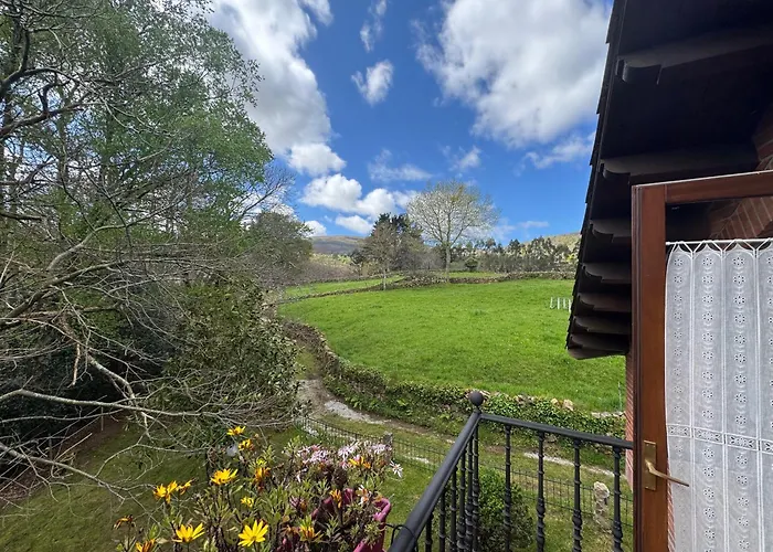 Casa De Robles Cantabria, En El Corazon De Valles Pasiegos Sel de la Carrera