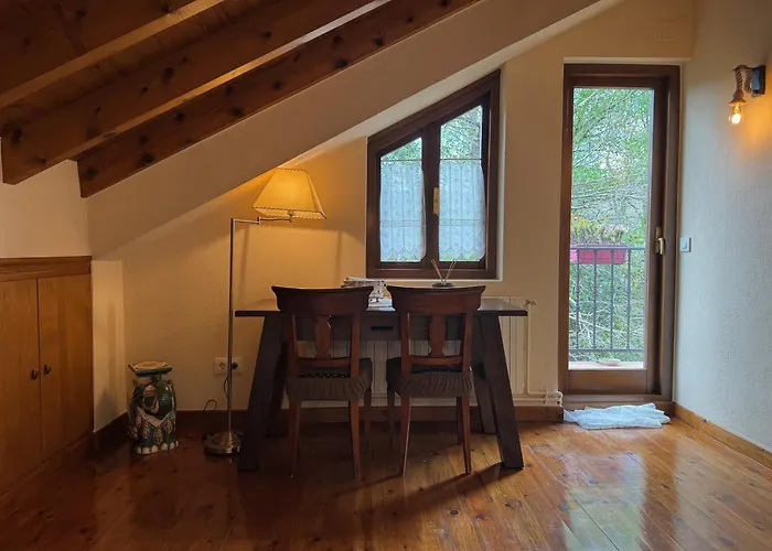 Casa De Robles Cantabria, En El Corazon De Valles Pasiegos Apartament