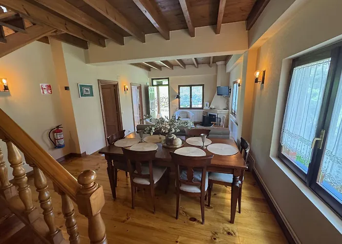 Casa De Robles Cantabria, En El Corazon De Valles Pasiegos Sel de la Carrera