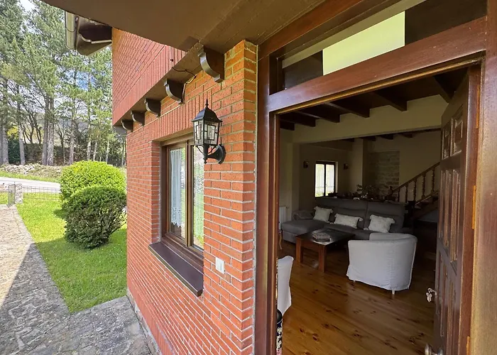 Casa De Robles Cantabria, En El Corazon De Valles Pasiegos *