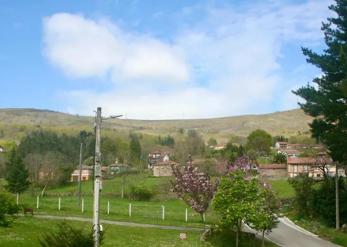 Casa De Robles Cantabria, En El Corazon De Valles Pasiegos Sel de la Carrera
